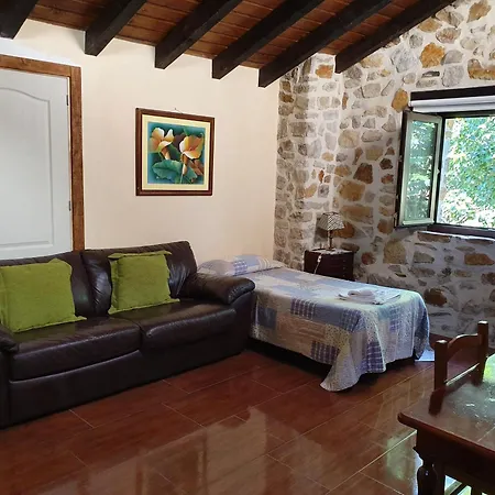 Rurales Larrago Daire Busturia