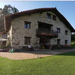 Apartamento Rurales Larrago *